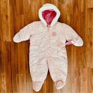 Carter's Pink Floral One Piece Zip Up Snow Suit, NEW, Size 3-6 Months